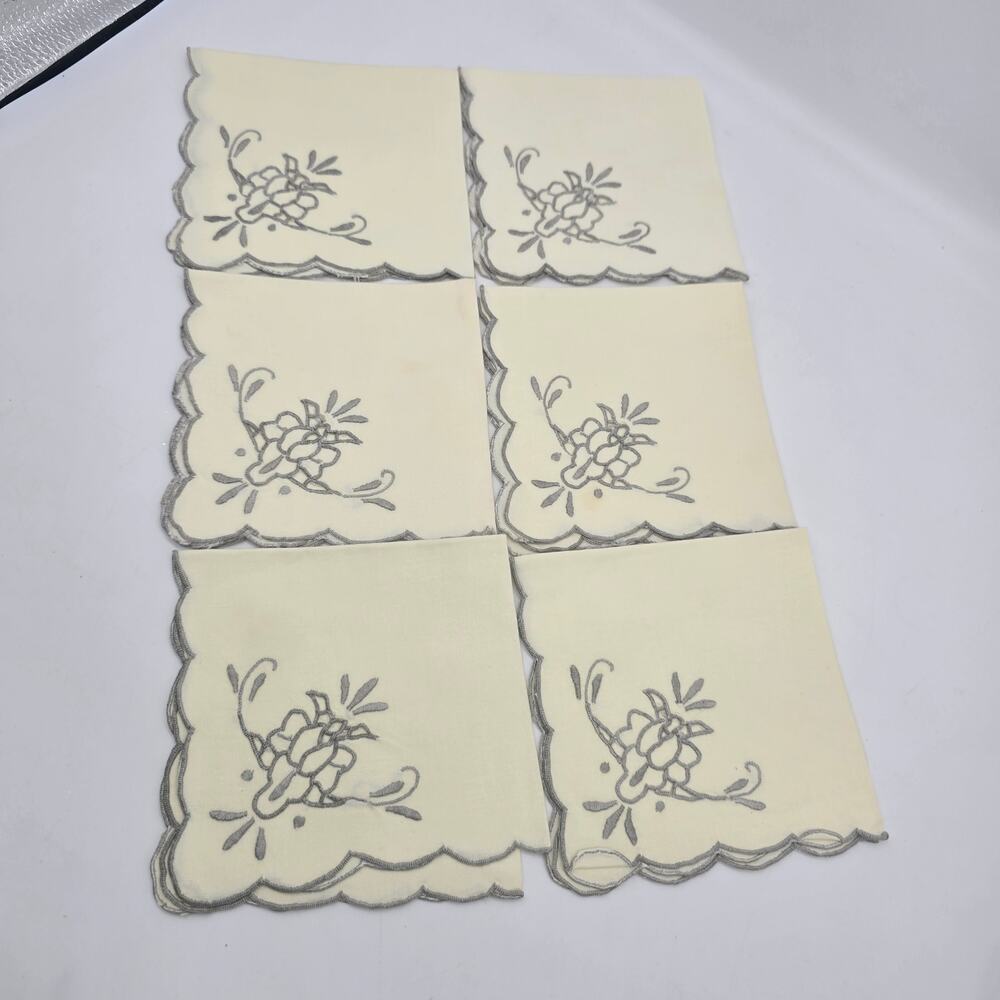 Vintage Embroidered Table Napkins Grandmacore Cottagecore Tea Party Ivory